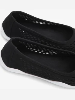 LASCANA Ballerines<Ballerines avec motif découpé tendance