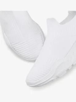 LASCANA Baskets<Baskets chaussures en textile, chaussures en tissu – particulièrement légères et confortables, avec semelle chunky tendance