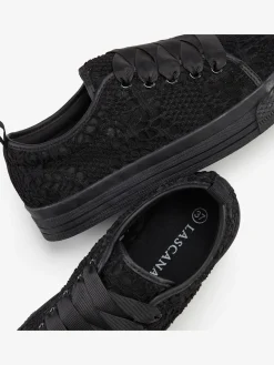 LASCANA Baskets<Baskets sneakers avec dentelle tendance et semelle compensée légère