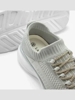 LASCANA Baskets<Baskets sneakers en textile avec laçage brillant tendance