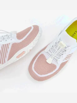 LASCANA Baskets<Baskets très agréables à porter grâce à la semelle flexible et ultra-légère, qui vous donne l'impression de marcher pieds nus