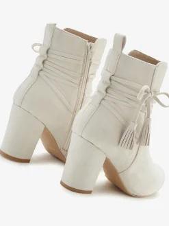 LASCANA Bottines<Bottines liens à nouer raffinés et laçage