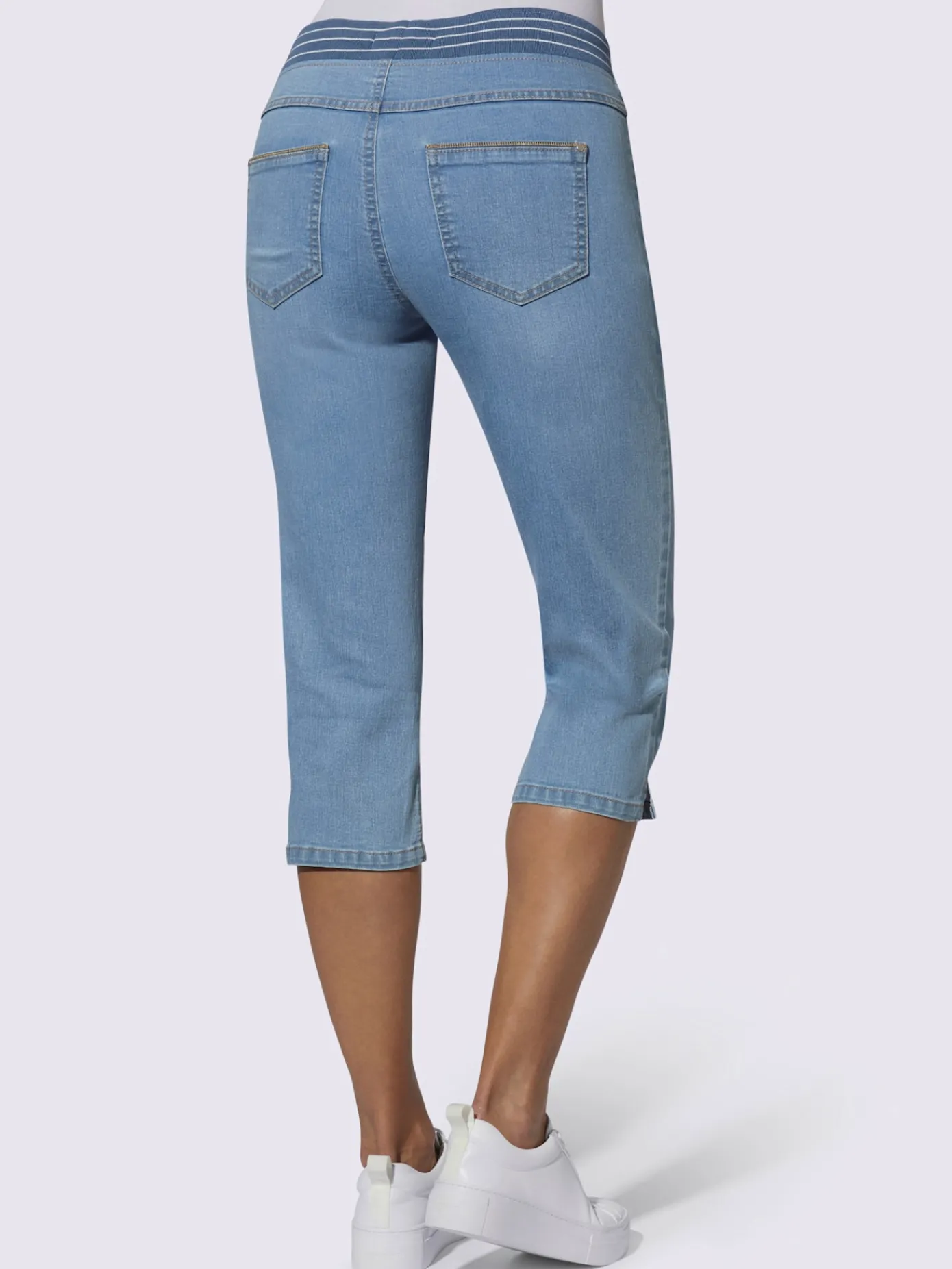 Collection L Pantalons<Corsaire en jean qualité coton doux sur la peau