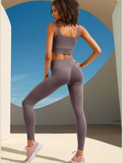 LASCANA Débardeurs<Haut court débardeur court sans coutures avec larges bretelles et encolure ronde