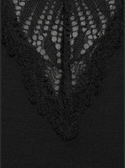 LASCANA Pyjamas<Haut de pyjama élégant t-shirt à manches courtes orné de détails en dentelle