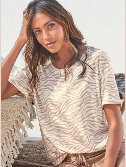 LASCANA Pyjamas<Haut de pyjama t-shirt confortable avec manches mi-longues