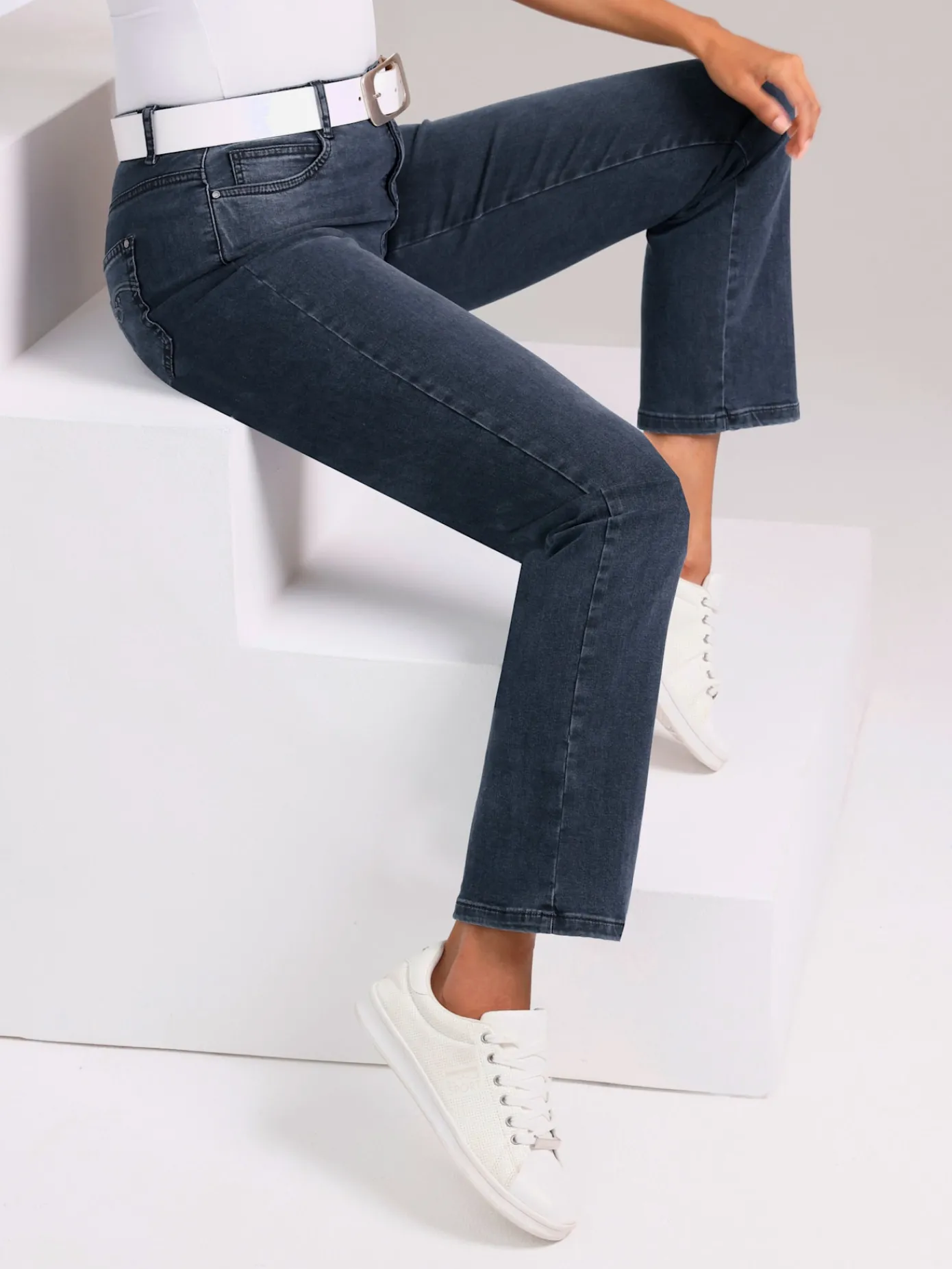 Ascari Pantalons|Jeans<Jean 5 poches mélange coton et lyocell de qualité