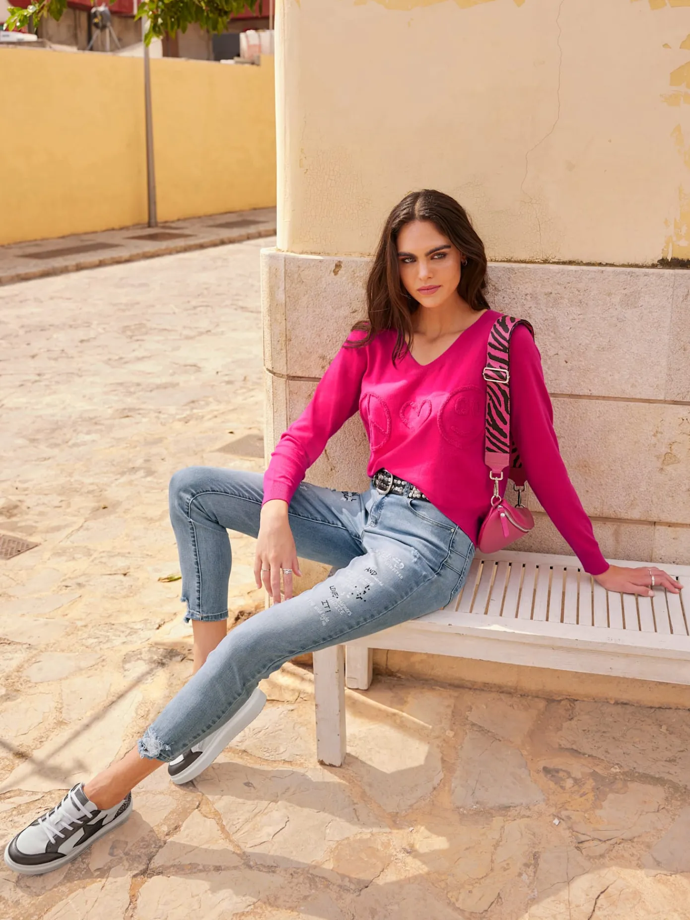 Mandarin Jeans|Pantalons<Jean inscription avec petites pierres brillantes fantaisie