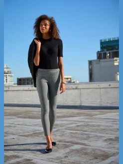 LASCANA Pantalons<Legging au design classique