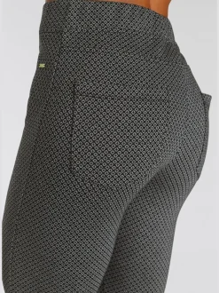 LASCANA Pantalons<Legging au design classique