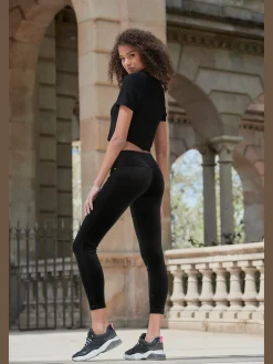 LASCANA Pantalons<Legging caleçon brillant basique