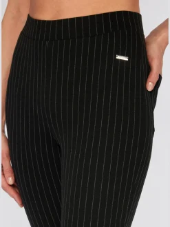 LASCANA Pantalons<Legging caleçon extensible à fines rayures