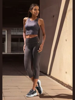 LASCANA Pantalons<Legging corsaire legging court d'extérieur au design classique