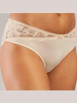 LASCANA Shorts & Pantys<Panty féminin avec petit nœud décoratif au centre devant