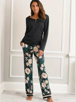s.Oliver Pyjamas<Pyjama avec pantalon imprimé tendance