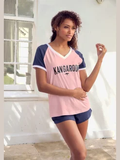 KangaROOS Pyjamas<Pyjama court au style universitaire