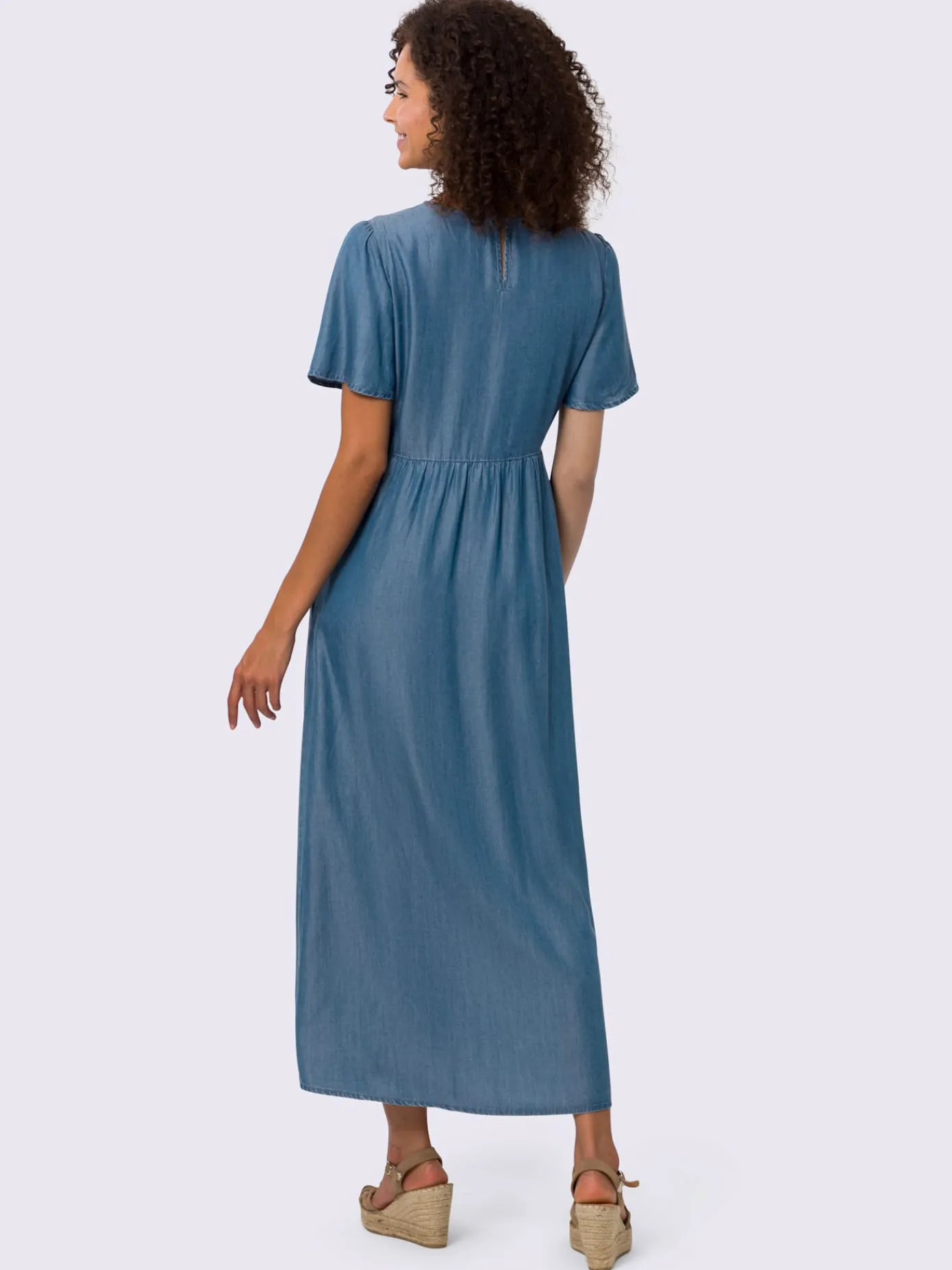 Linea Tesini Robes<Robe d'été partie smockée élastique