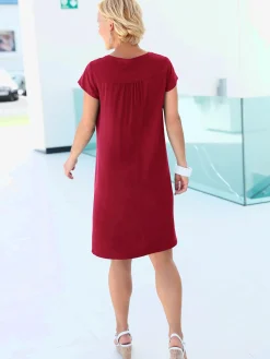 Collection L Robes<Robe évasée manches courtes col rond encolure en v