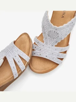 LASCANA Sandales<Sandales avec détails brillants tendance