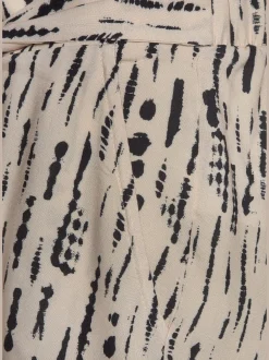 s.Oliver Shorts Et Bermudas|Mode De Plage<Short tissé short en tissu léger avec ceinture élastique