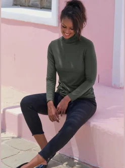 LASCANA T-Shirts<T-shirt à col montant fronces délicates au col roulé