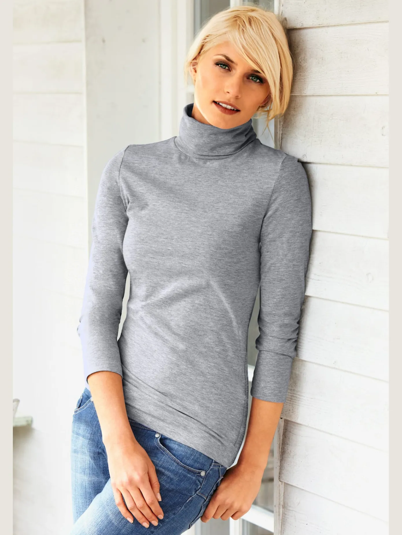 Best Connection T-Shirts<T-shirt à col roulé basique incontournable avec col roulé