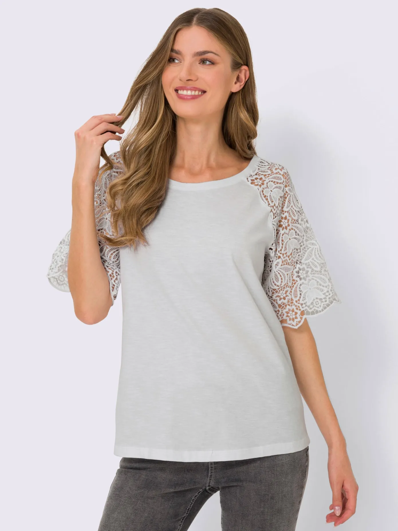 Linea Tesini T-Shirts<T-shirt à encolure ronde manches en dentelle