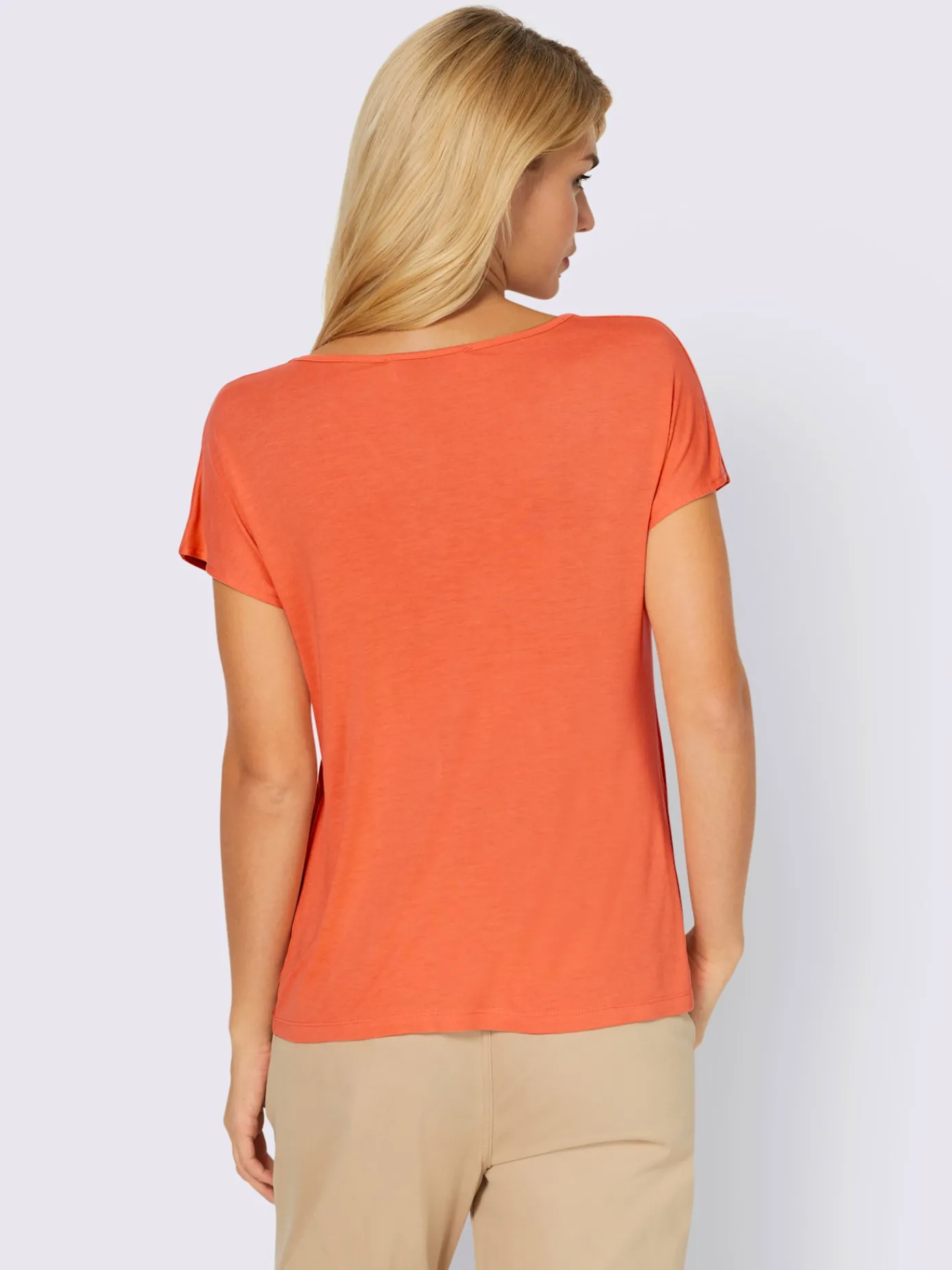 Linea Tesini T-Shirts<T-shirt à manches courtes