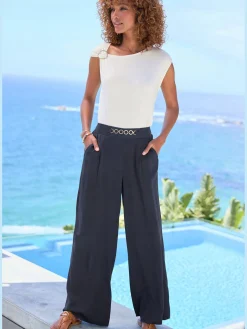 Vivance T-Shirts<T-shirt à manches courtes boucle décorative dorée sur l'épaule gauche