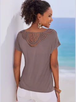 Vivance T-Shirts<T-shirt à manches courtes empiècement en crochet doux au dos