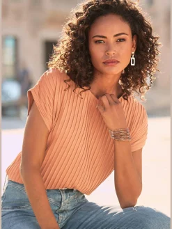 LASCANA T-Shirts<T-shirt à manches courtes encolure haute