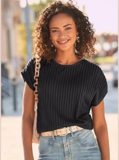 LASCANA T-Shirts<T-shirt à manches courtes encolure haute