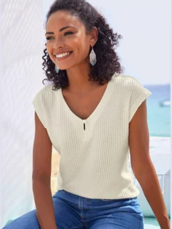 LASCANA T-Shirts<T-shirt à manches courtes encolure en v avec petite fente et perle décorative