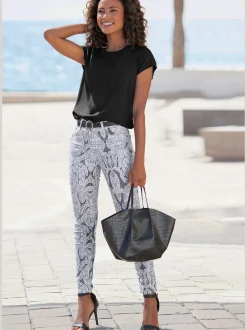 LASCANA T-Shirts<T-shirt à manches courtes encolure ronde