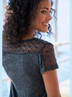Vivance T-Shirts<T-shirt à manches courtes jolie dentelle crochetée à l'encolure et aux manches