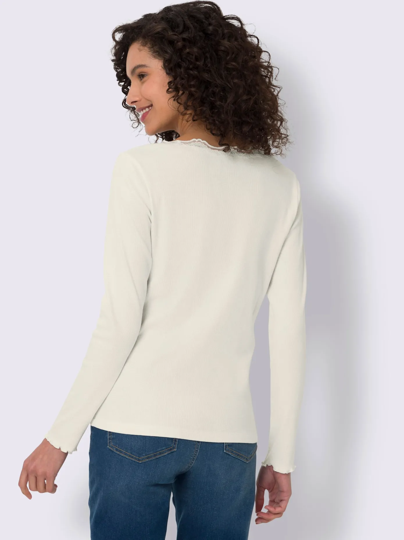 Linea Tesini T-Shirts<T-shirt en v look original et romantique