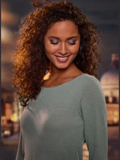 LASCANA T-Shirts<T-shirt manches longues bords pailletés raffinés à l'encolure, aux finitions des manches et à l'ourlet