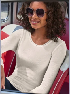 LASCANA T-Shirts<T-shirt manches longues dentelle florale délicate à l'encolure ronde