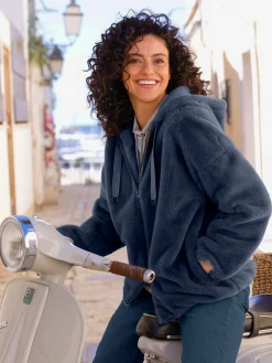 Vestes<Veste imitation fourrure allure tendance